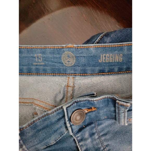 Women's SO Jeggings. EUC. Size 15 - Picture 6 of 16